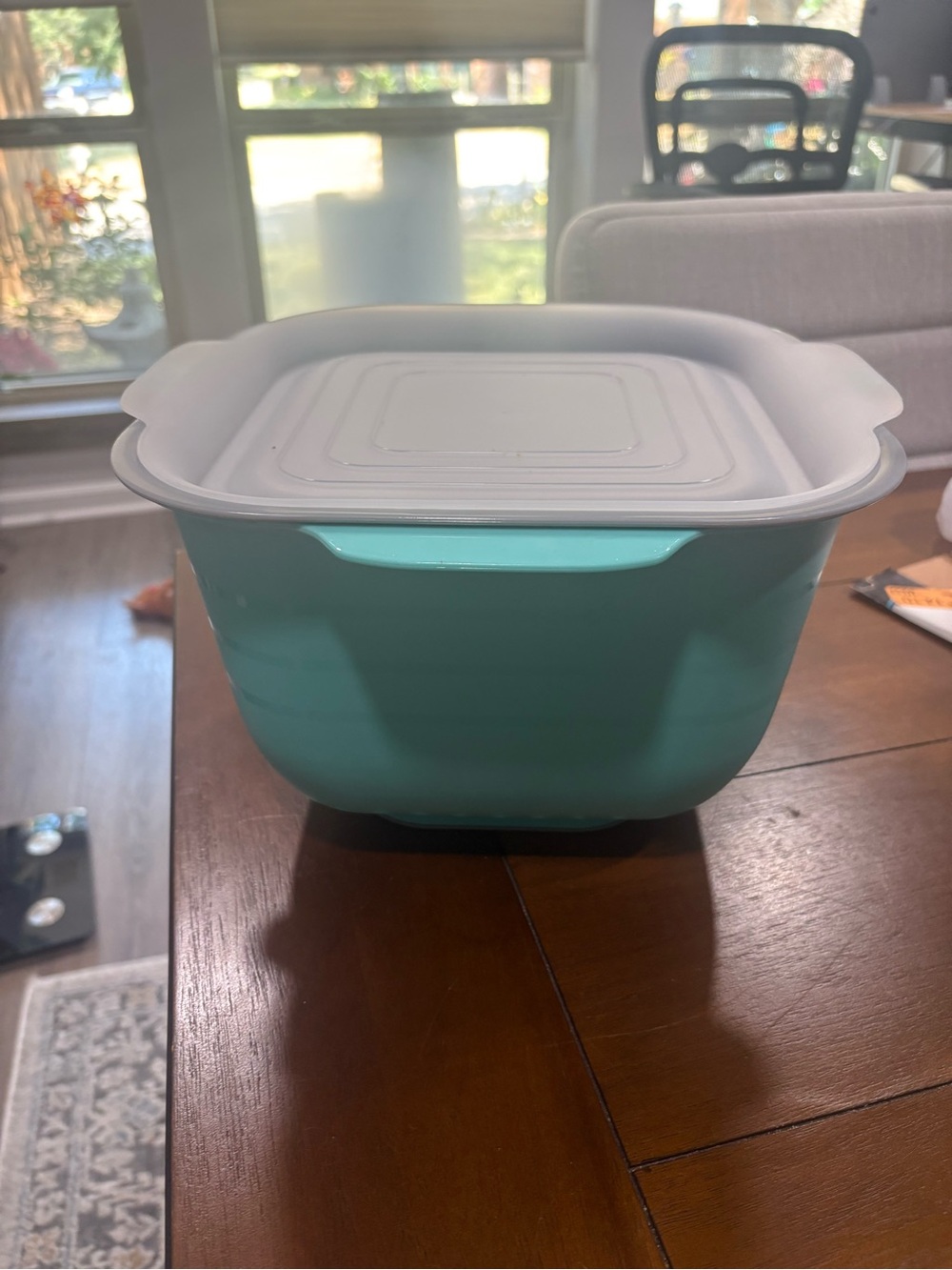 Teal Plastic large colander with lid